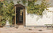 Entrée d'une auberge dans le Praestegarden à Hillested - Martinus Rørbye — visning af kunstværket