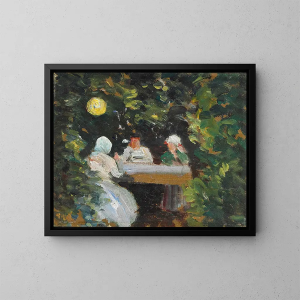 Ensemble i haven en sommeraften under lampen - Michael Ancher — indrammet kunstværk på væggen