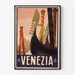 Vintage turistplakat – Venezia, gondolforstævn, vist i en tynd ramme på en lys væg.