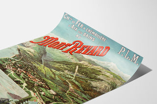 Vintage plakat "Aix-les-Bains, Mont-Revard, crémaillère" vist på et let buet ark, set i perspektiv.
