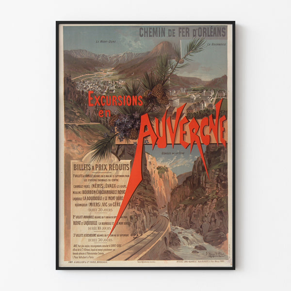 Vintage plakat Auvergne, udflugter Orléans, præsenteret i en tynd ramme på en lys væg.