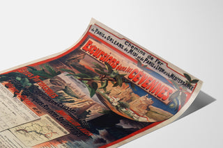 Vintageplakat Cévennes, togture, vist på et bøjet ark set i perspektiv.