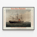 Vintage-plakat Compagnie Générale Transatlantique – Lignes des Antilles, vist i en tynd ramme på en lys væg.