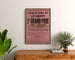 Vintage-plakat Grand Prix de Lyon, marche, indrammet over en trækommode mellem planter.