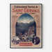 Vintageplakat Saint-Gervais, kursted, vist i en tynd ramme på en lys væg.