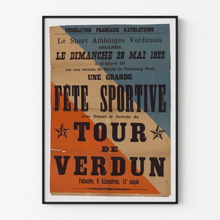 Vintage-plakat Verdun, sportsfest, indrammet i en tynd ramme på en lys væg.