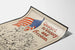 Vintage plakat « På vej mod sejr og frihed » med soldater og amerikansk flag