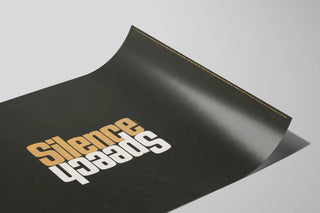 Plakat Stilhed og Tale - Minimalistisk vægdekoration — visning af kunstværket
