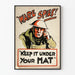 Vintage krigsplakat 'Ware Spies - Keep It Under Your Hat' til vægdekoration